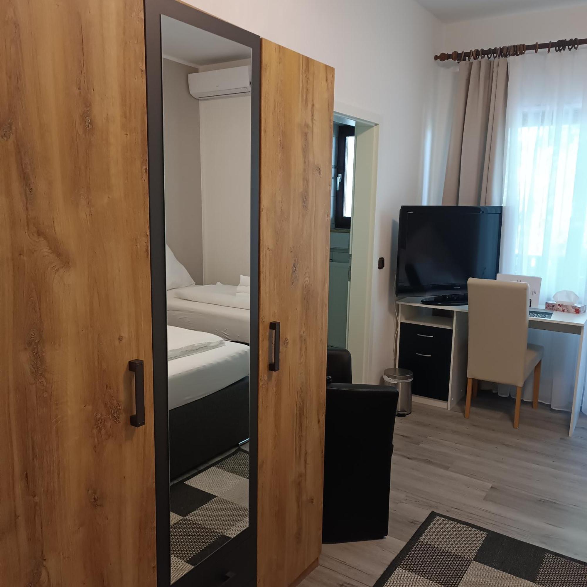 Hotel Hasselberg Кайзерслаутерн Экстерьер фото